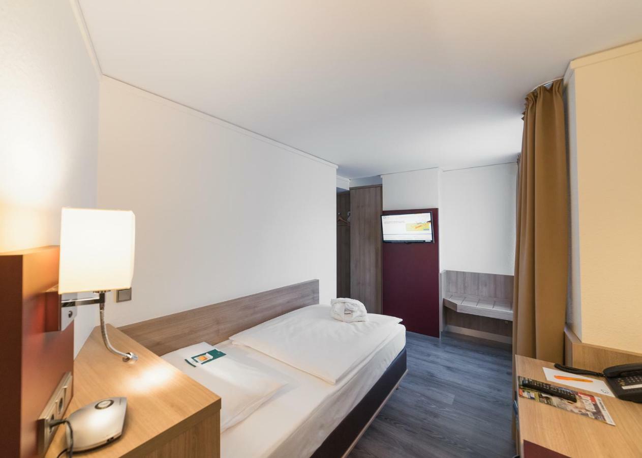 Hotel Gustav-Stresemann-Institut ボン エクステリア 写真