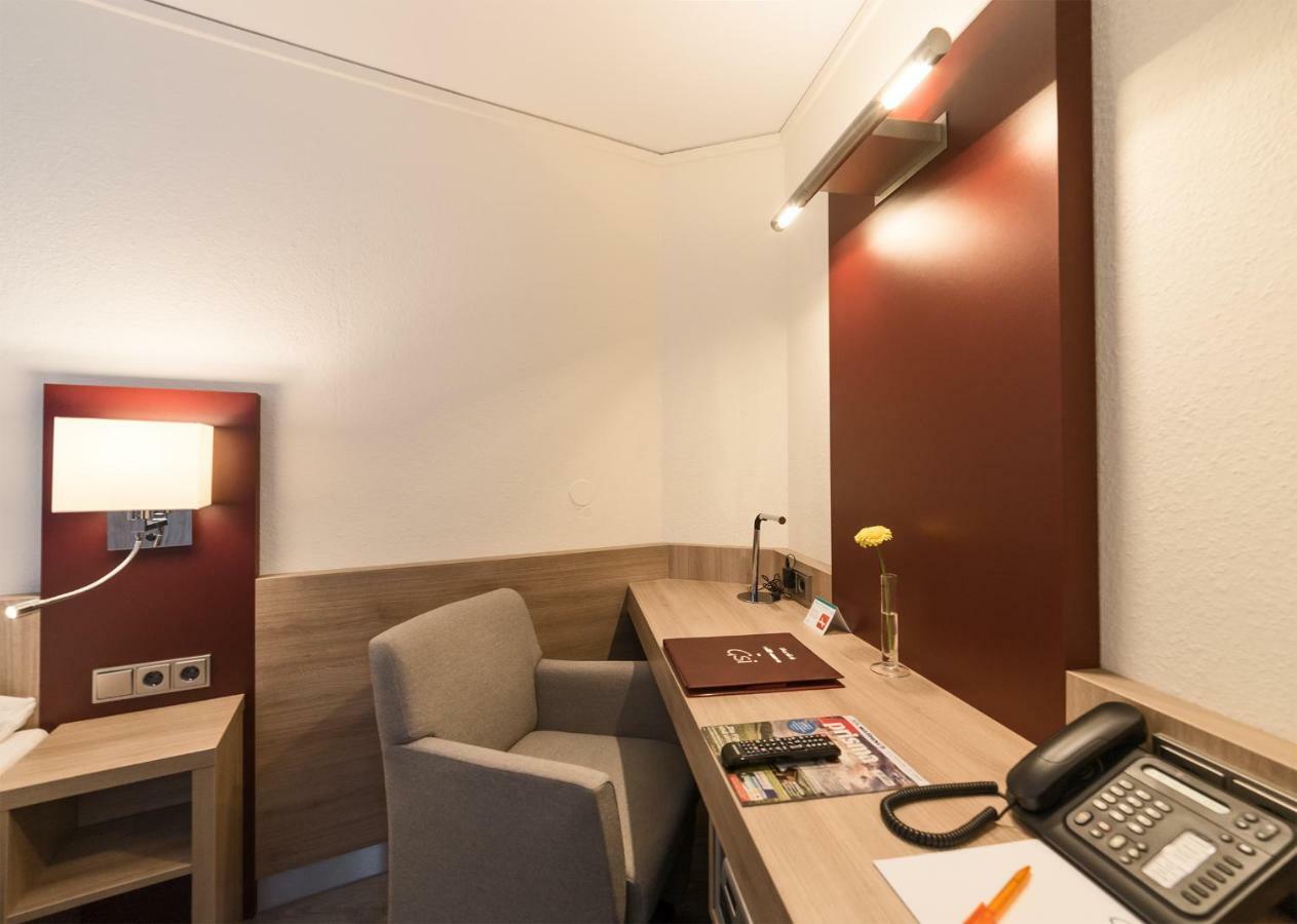 Hotel Gustav-Stresemann-Institut ボン エクステリア 写真
