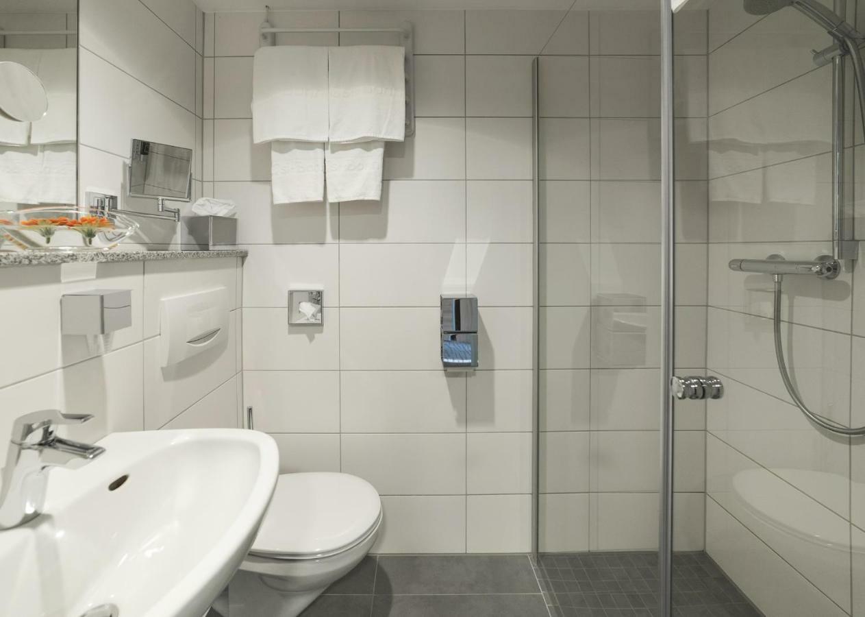 Hotel Gustav-Stresemann-Institut ボン エクステリア 写真